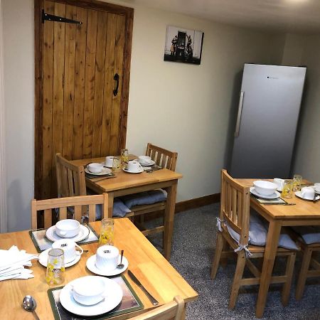 The Old Star Bed & Breakfast Winterbourne Luaran gambar
