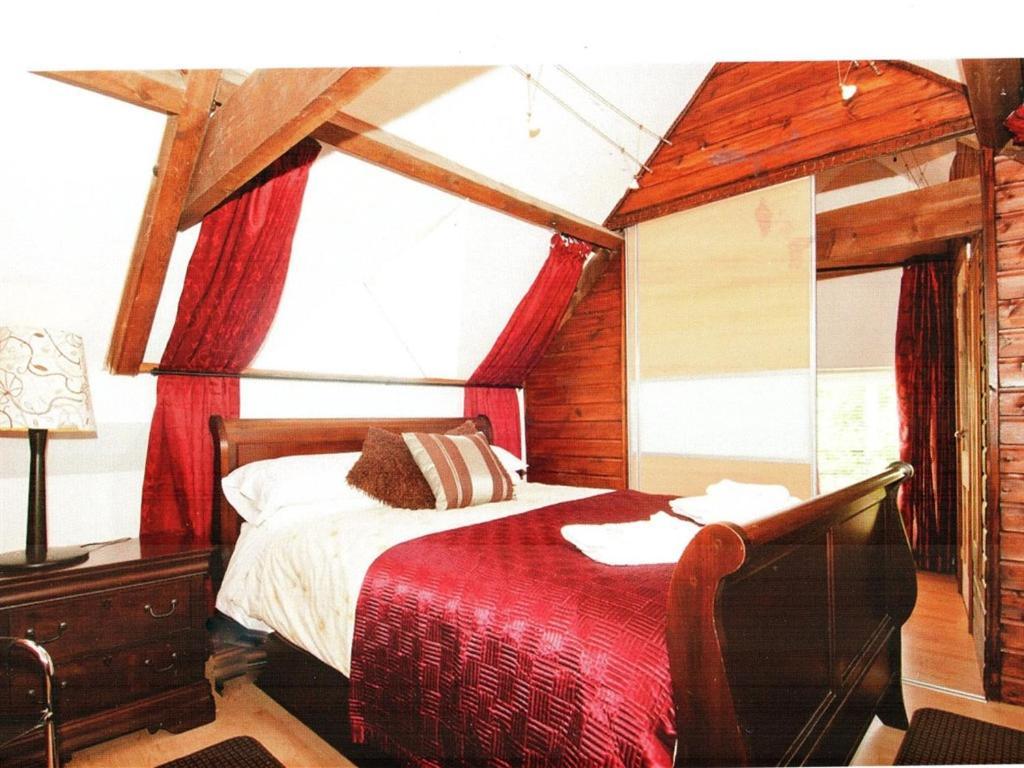 The Old Star Bed & Breakfast Winterbourne Bilik gambar